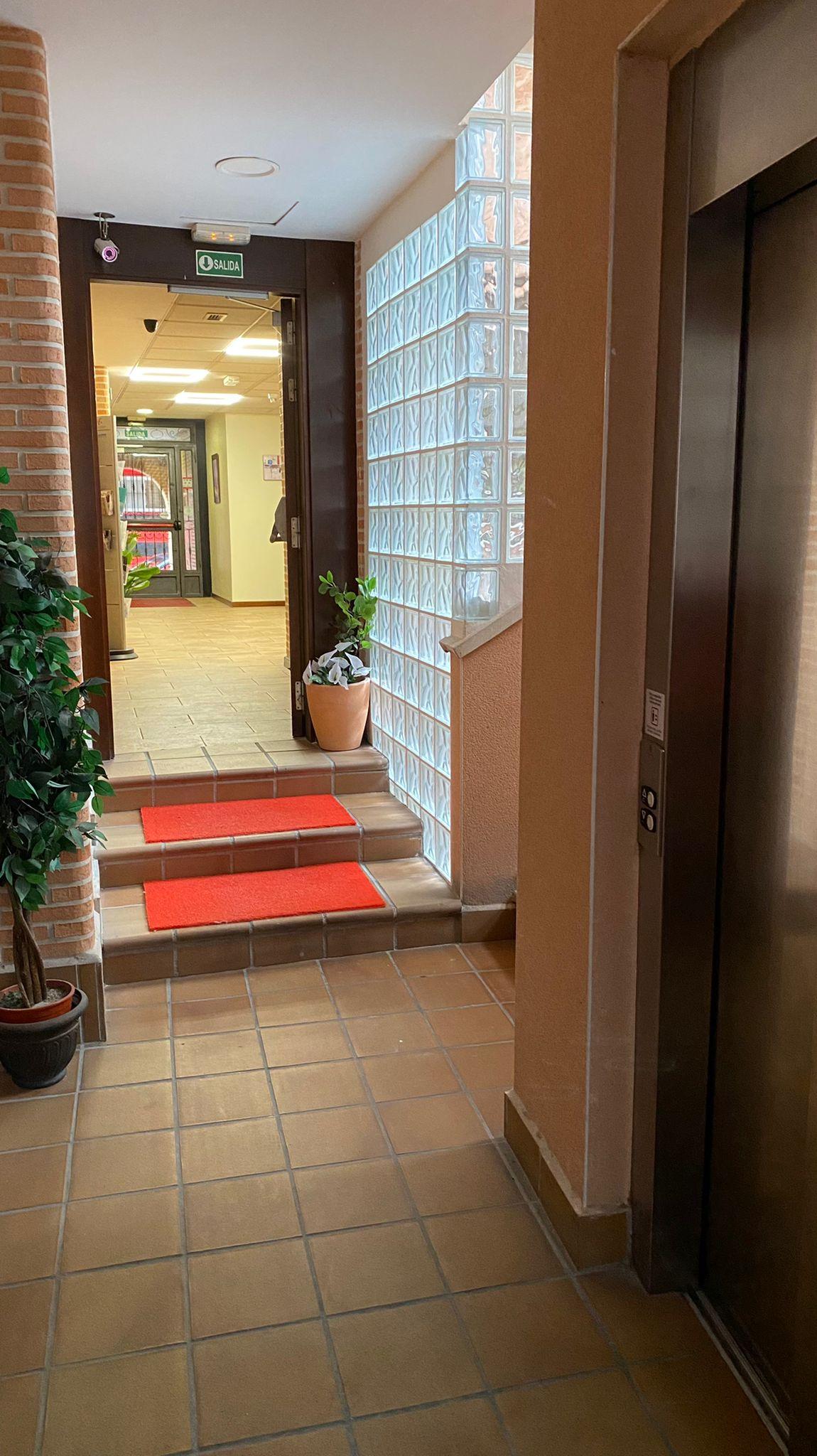 אלקאלה דה הנארס Hotel Complutense מראה חיצוני תמונה